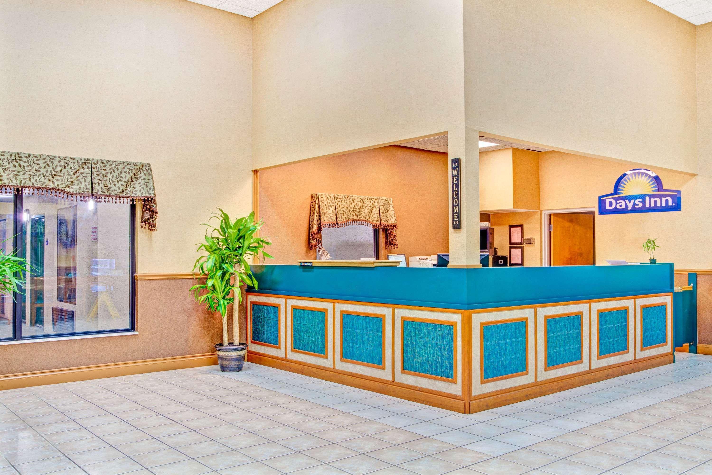 Days Inn By Wyndham Kodak/Sevierville Intrstate Smokeymntns Экстерьер фото